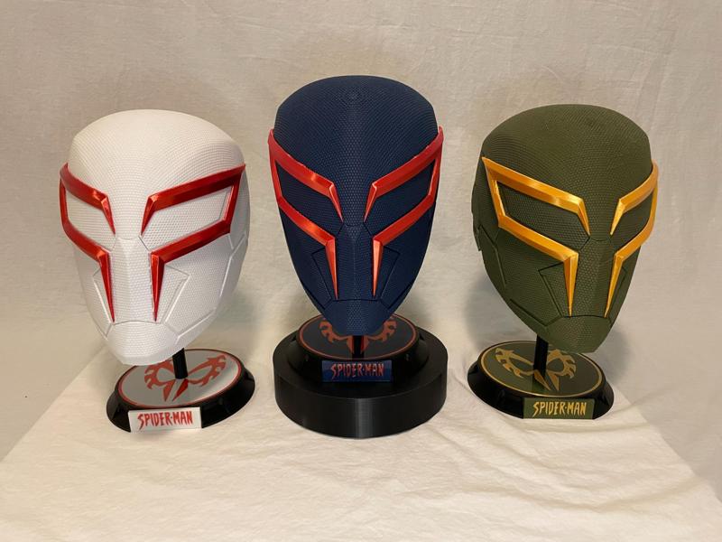 Spiderman 2099 Helmet Stand