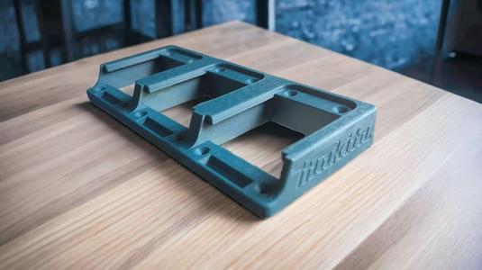 Makita 18v Battery Wallmount for 3 Batterys bigger