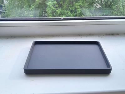 Simple catch-all tray