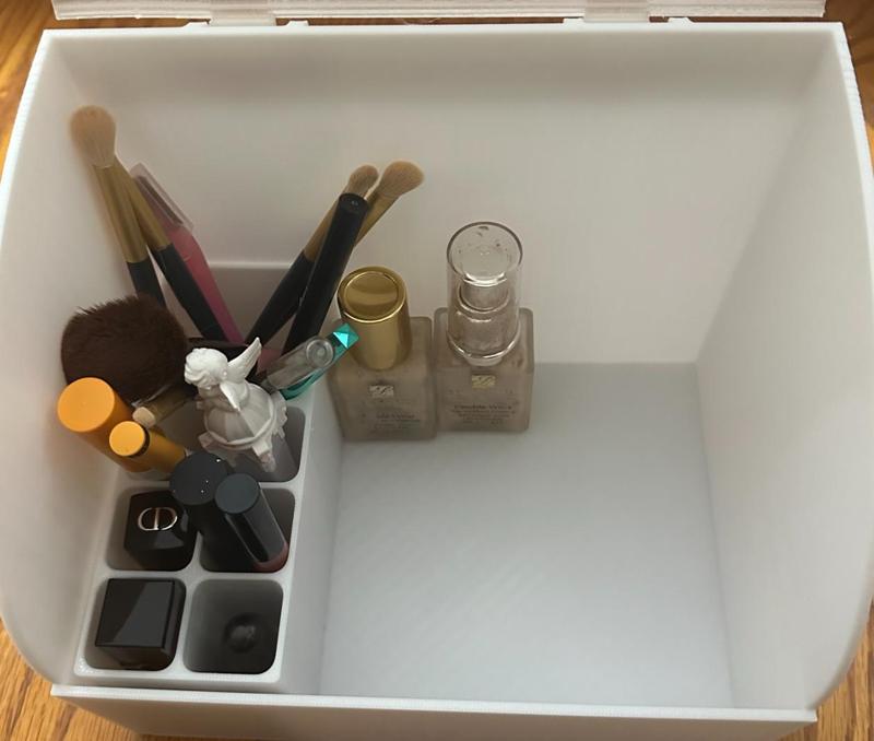 Cosmetic Storage Box