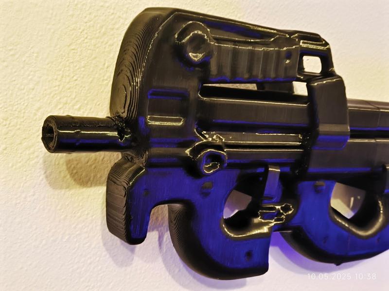 P90 Original Size - Low Resolution Model