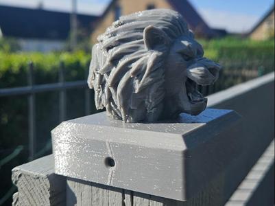 Post Cap Lion, 70x70 mm
