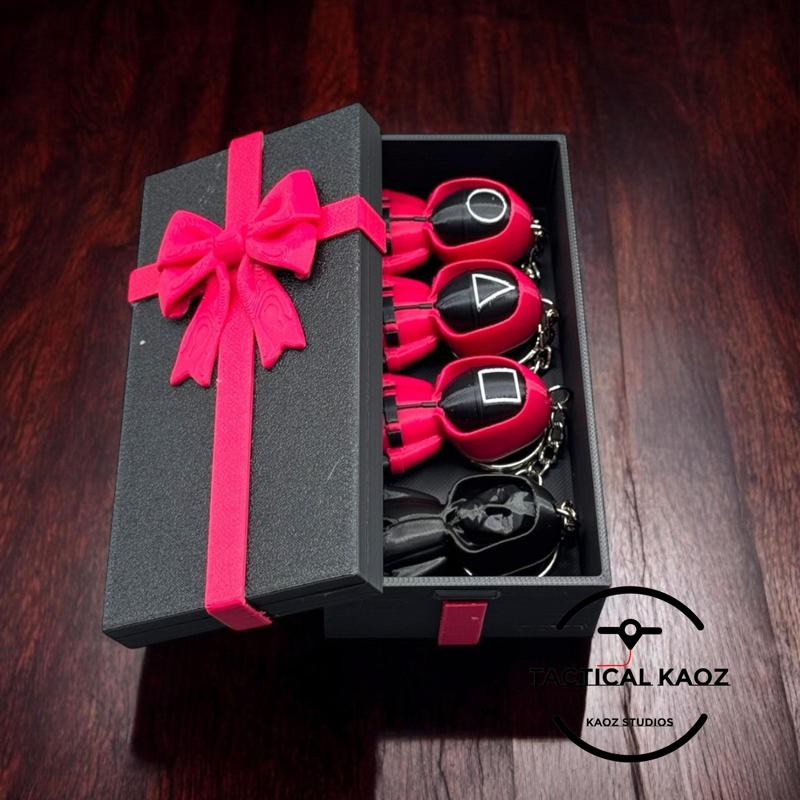  Squid Game Collector’s Gift Box Set - keychain, Front man, Worker, Soldier, Manger