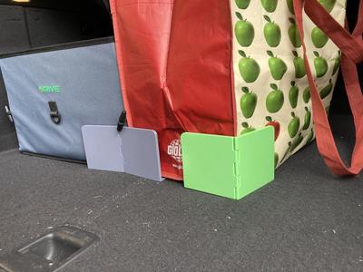 flexible luggage trunk holder
