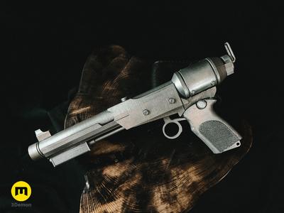 Fallout Lucy's Tranquilizer gun and Darts