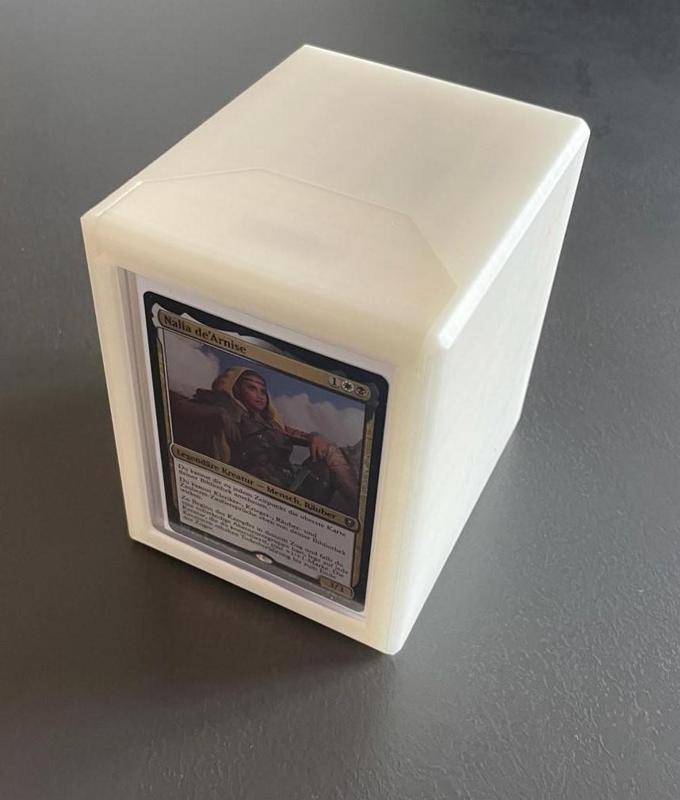 MTG Commander Deckbox (with magnetic lid and showcase), round magnets 12x2mm