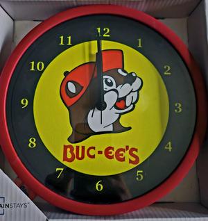 Buc-ee's clock face