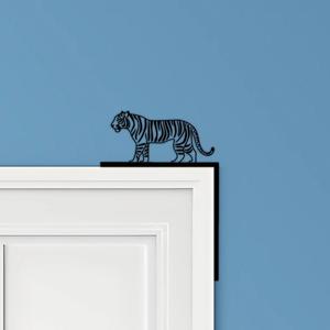 Tiger Door Corner Decor