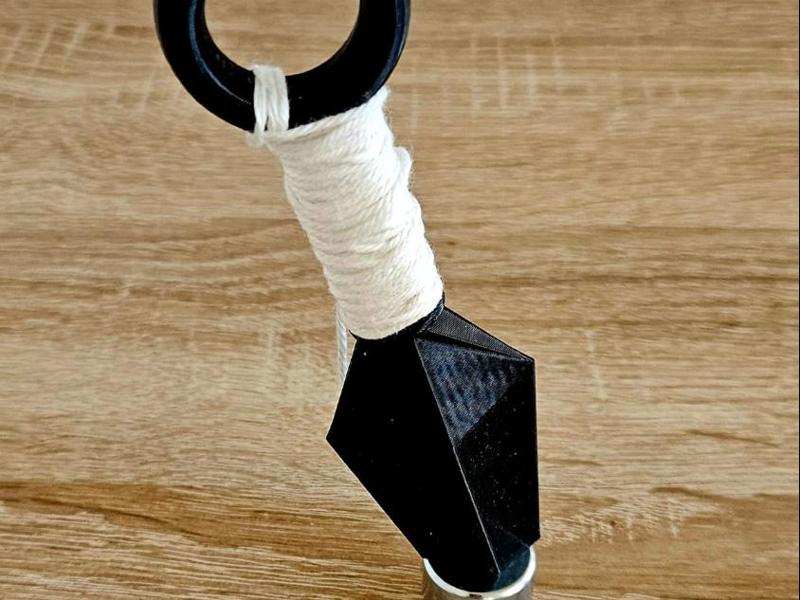 Kunai fridge magnet