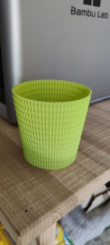 POT LAISE / PENCIL HOLDER ( VASE MODE)