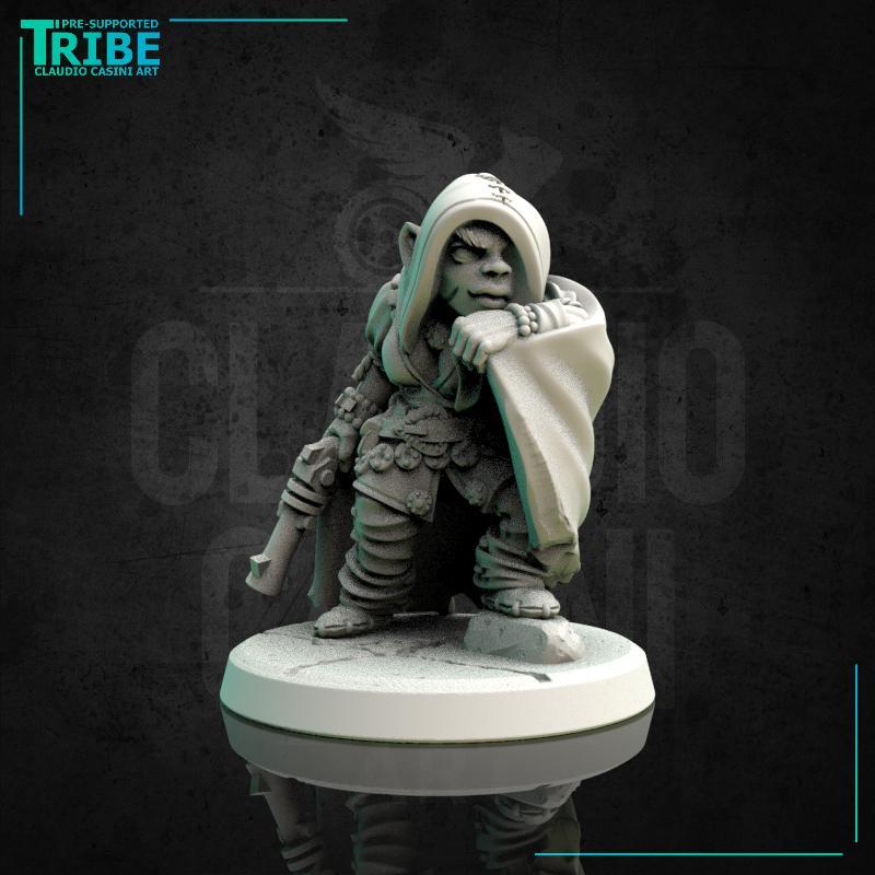 (0156) Male halfling hobbit rogue thief assassin with cape and knives
