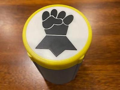 12mm Imperial Fist Dicecup w/ Oath of Moment Token