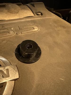Lower Radiator Mount for 2006 Nissan Maxima
