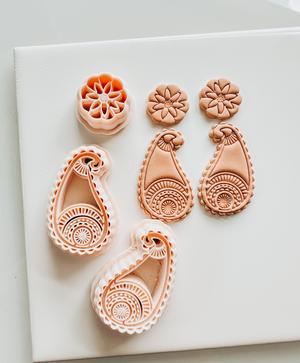 Paisley Fall Clay Cutter