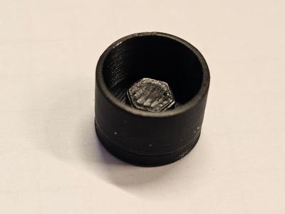 M6 Cap
