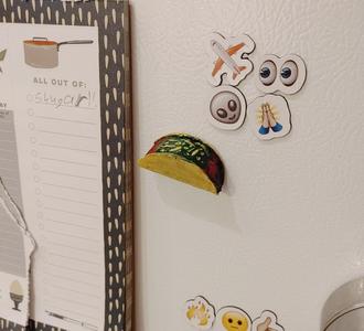 detailed Taco fridge magnet