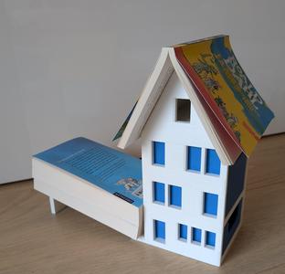 A Dutch-Design Inspired Book Stand