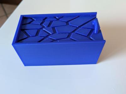 Little box with sliding lid