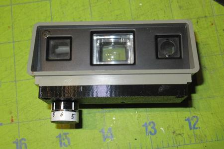Polaroid stand alone fixed range finder