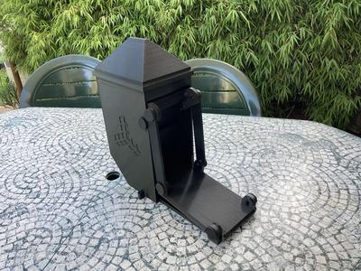 Distributeur de grains pour poules anti nuisibles- Grain dispenser for pest-proof hens