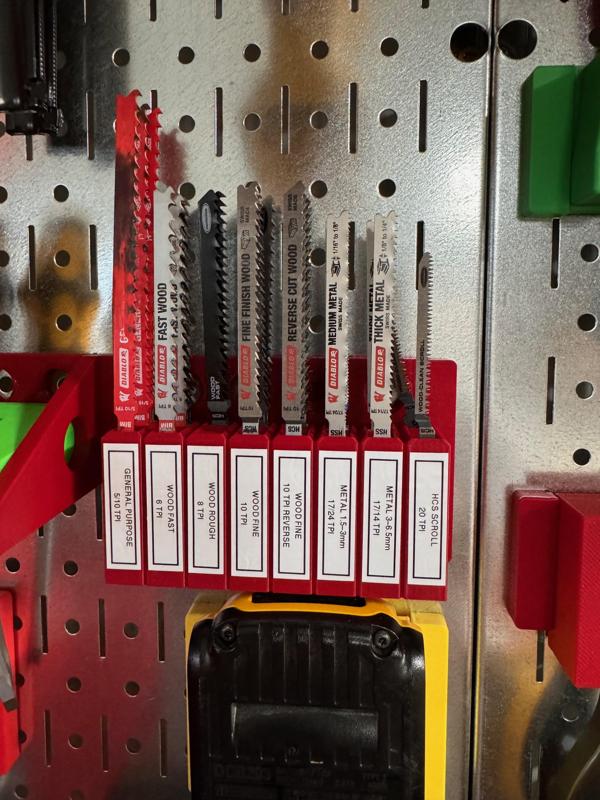 DDD Wall Control - Jigsaw Blade Holder