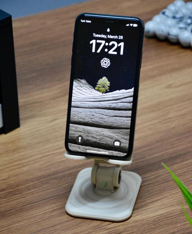Phone Stand | Vantage Collection