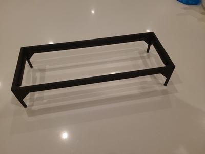 Simple parametric flat stand/riser