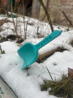 Sand_shovel_with_name