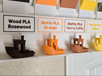 Filament labels with Benchy