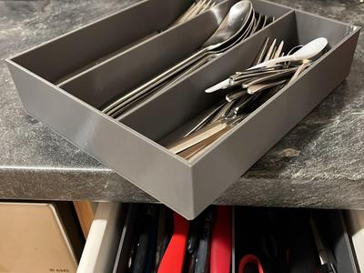 Cutlery tray for 20cm drawer