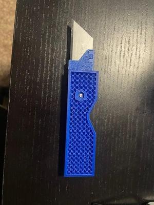Lattice Folding Utility Knife
