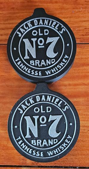 Verschluß für eine 330ml oder 500ml Dose mit Jack Daniels
