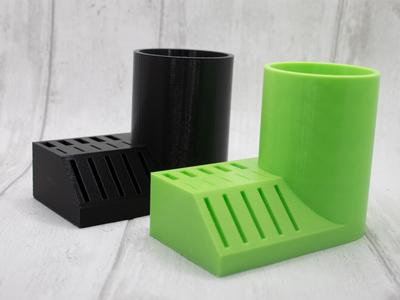 Pen Pot with USB, SD and Micro SD Card Storage