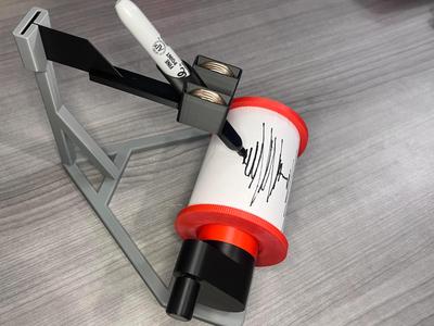QuakeDraw: Educational Working Seismograph Model