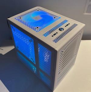 Compact Mini-ITX Computer Case