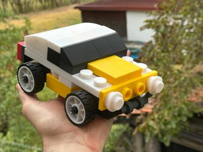 XXL Brick Car