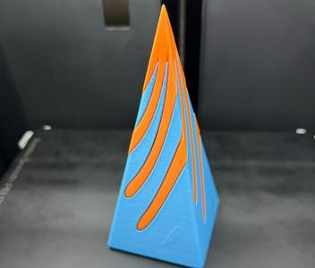 Pyramid Passthrough 8 Leaf