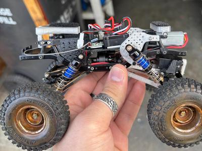 element 24 scx24 shock keys/relocators