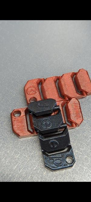 Flexi Keychain