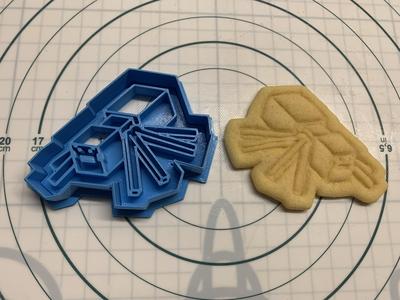 Minecraft spider cookie cutter