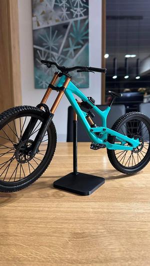 YT Tues - Miniature DH Bike