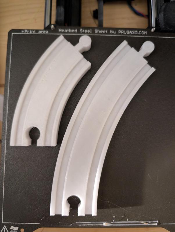 Brio Compatible Curved Train Track - Both Standard Sizes