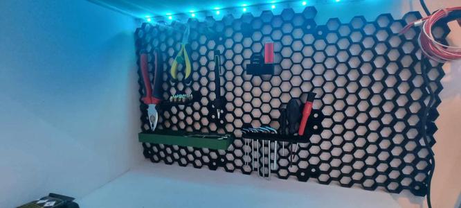 Wall tool holder