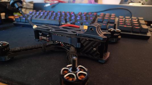 APEX5 (clone) fc/esc guard