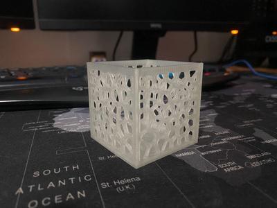 Voronoi box
