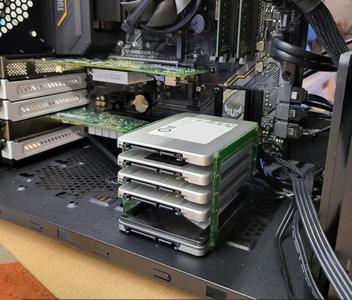 1xSSD to 6xSSD bracket (for Node 804 and others)