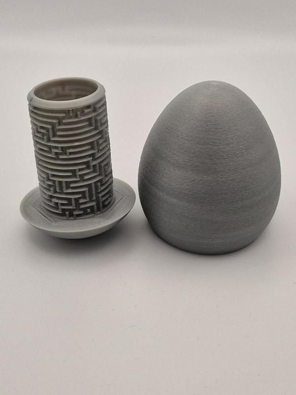 Easter egg with labyrinth 94mm