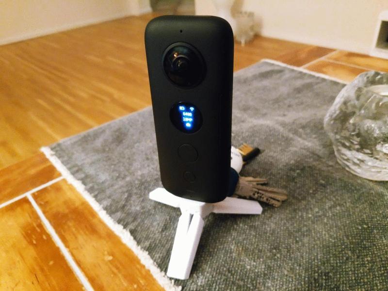 Keychain camera tripod (1/4 screw)