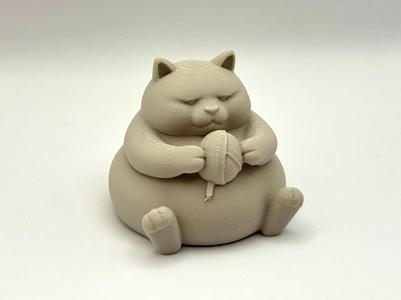 Chonk Cat with Yarn Ball
