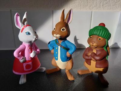 Peter Rabbit With Benjamin Bunny & Lily Bobtail